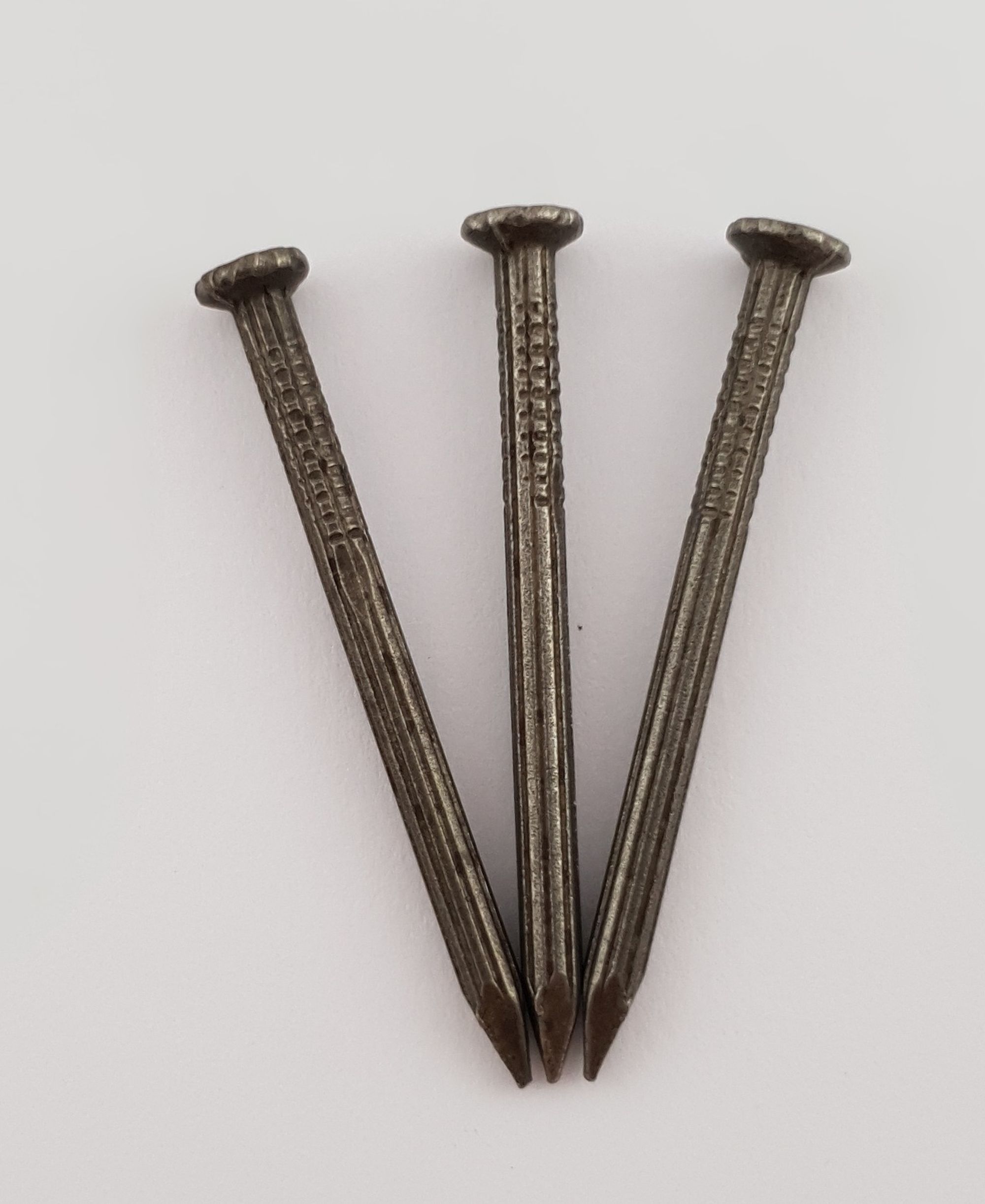Tuftex Nail Masonry Fluted Blue 25 x 2.80mm 200g