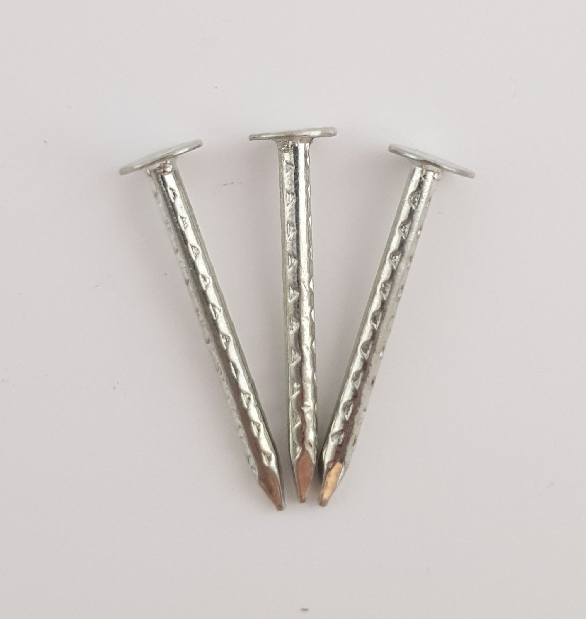 Nails Serrated Clout 25x2.80mm Zp 500g Tuftex