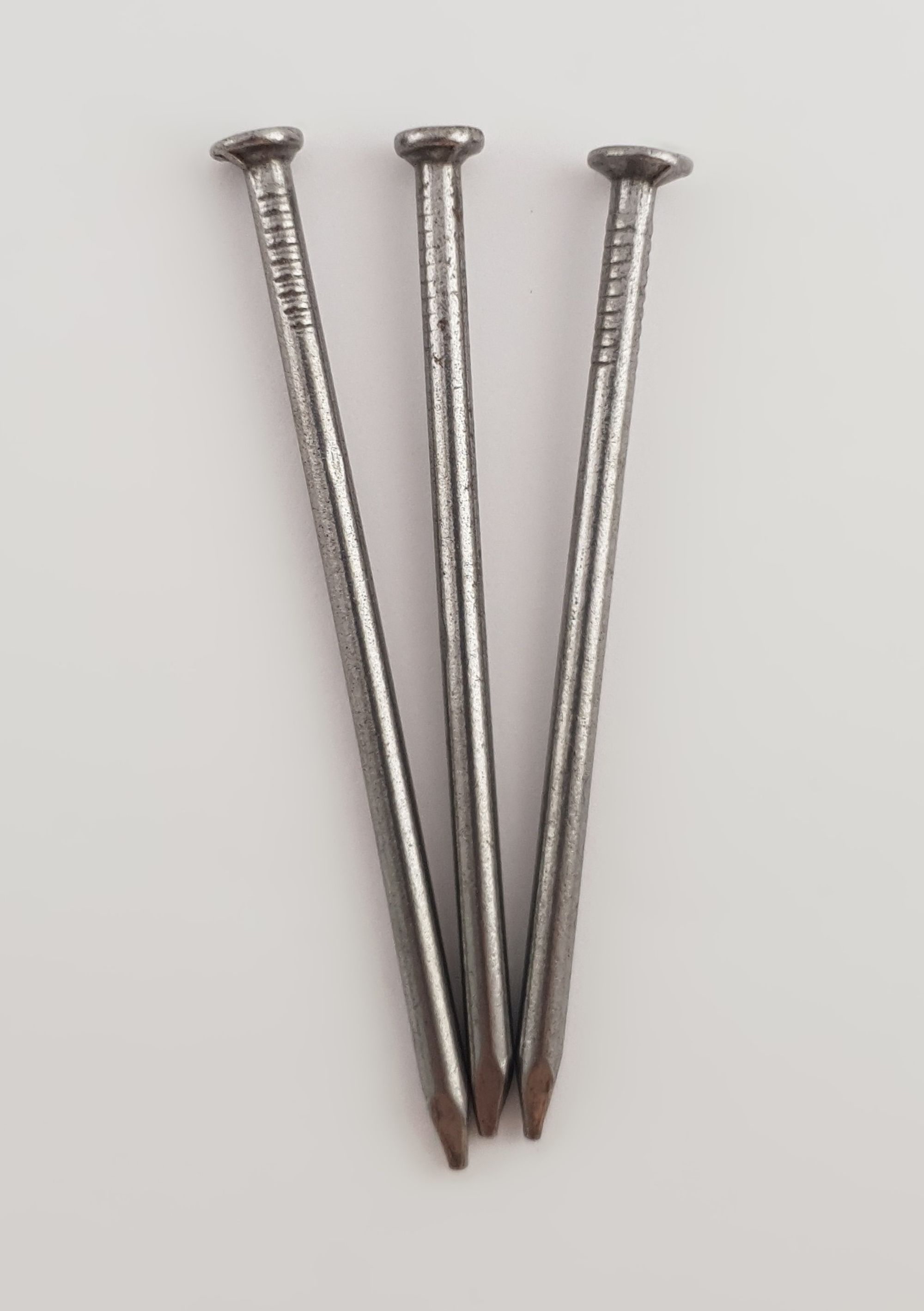 Nail Round Wire  63mm Yellow Pacivated /kg