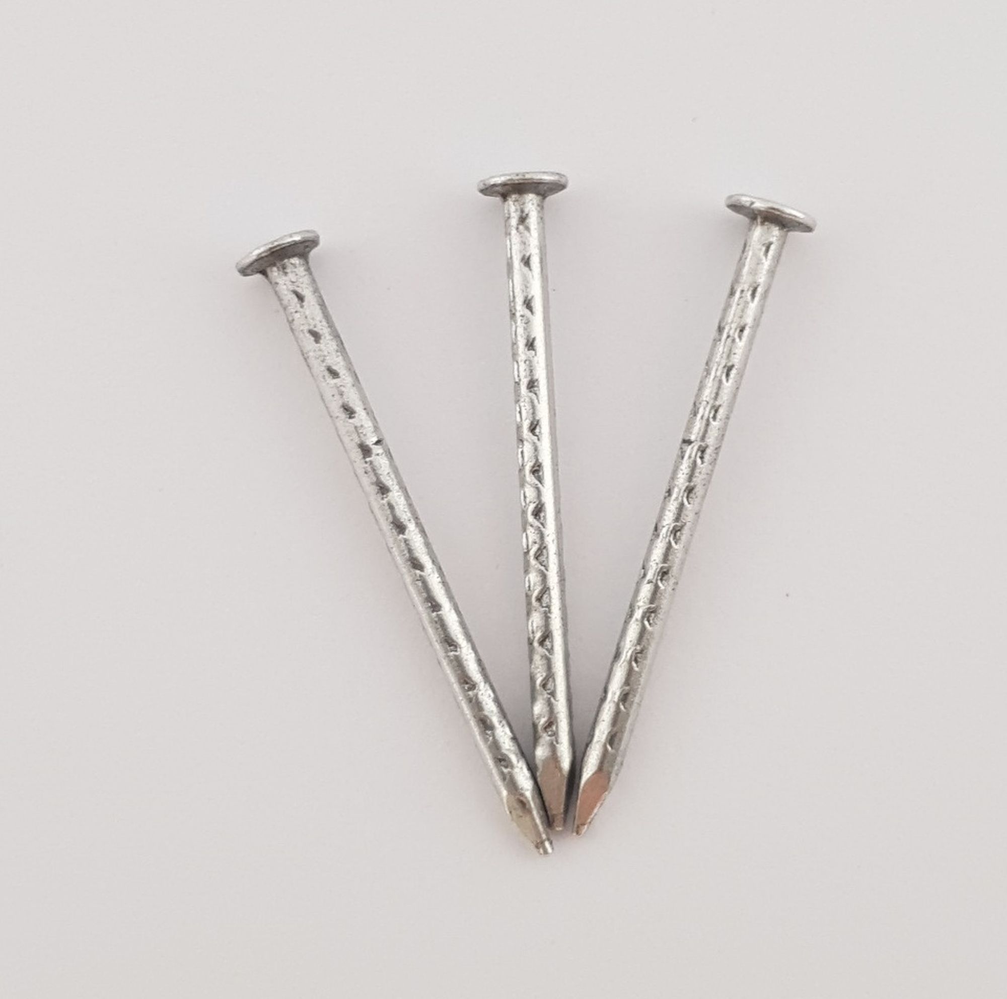 Nail Claddit 40x2.00mm ZP 1 kg Tuftex P/P
